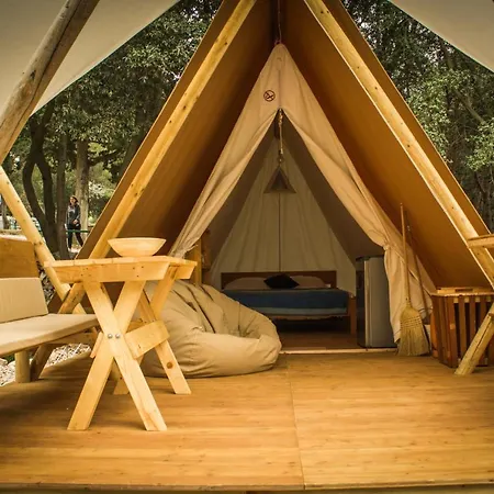 Glamping Tent 豪华帐篷